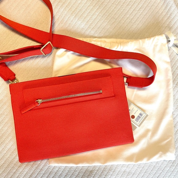 rothys dual zip crossbody